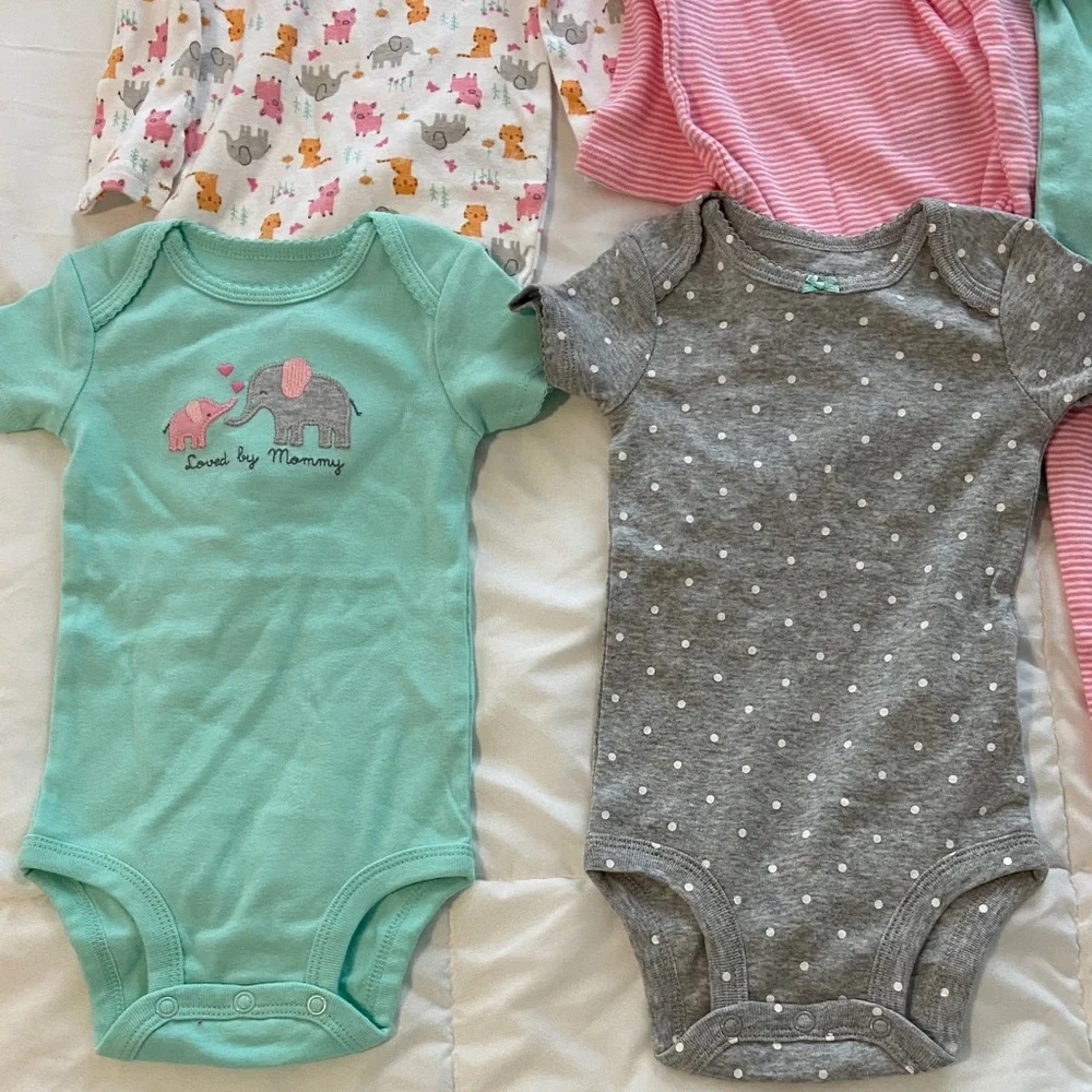 Never worn! Carter's Baby Onesie Set - Picture 2 of 11